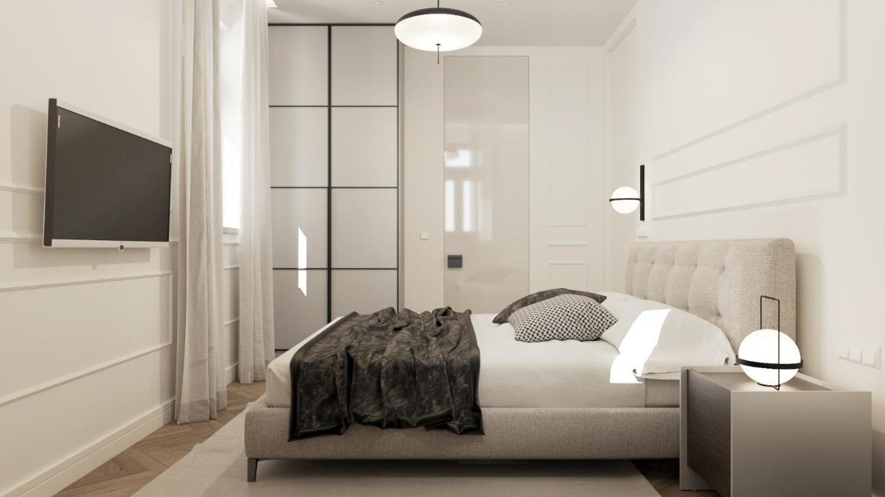 Apartment Plaza