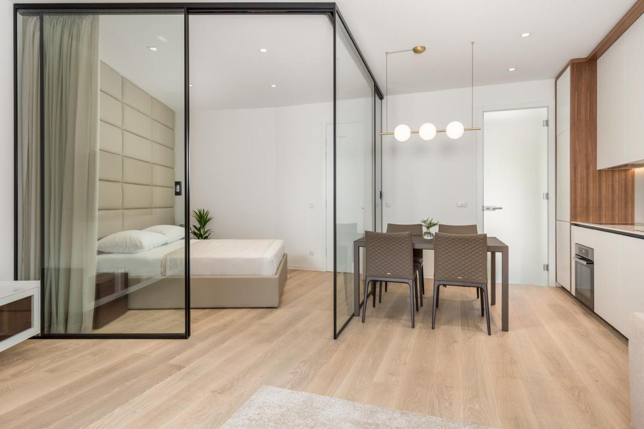 Plaza Apartment